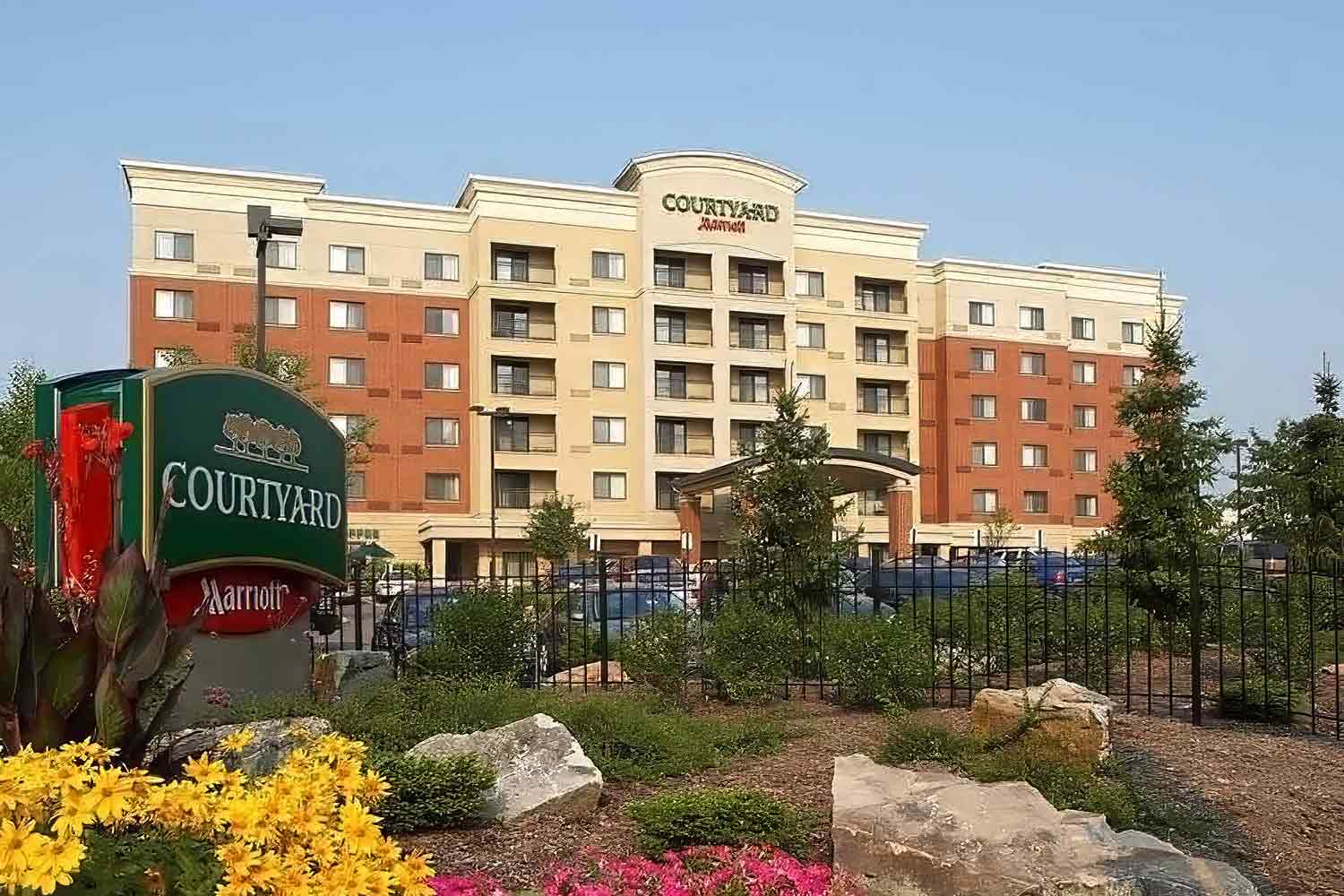 Courtyard by Marriott Shadyside